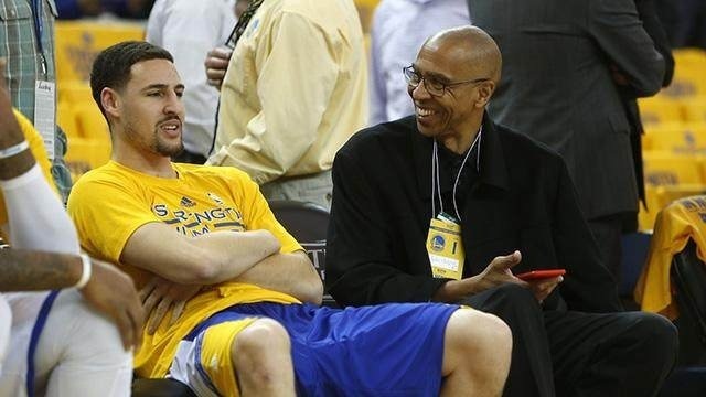 胜利vs阿德莱德首发：约万诺维奇先发、维尔格斯出战（胜利对阵阿德莱德首发公布：约万诺维奇首发，维尔格斯出战）