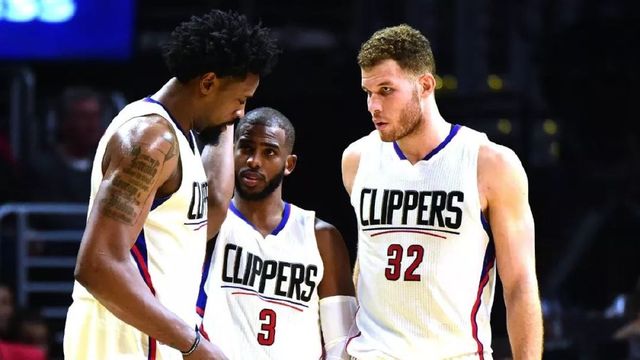 德转评年度最佳左边锋：迪亚斯、KK、拉菲尼亚、维尼修斯入围（德转评选年度最佳左边锋候选：迪亚斯、克瓦拉茨赫利亚、拉菲尼亚、维尼修斯入选）