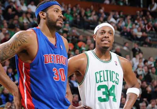 贝林厄姆：球员百分百支持阿隆索，我们知道外界纷扰毫无帮助（贝林厄姆：全队百分之百力挺阿隆索，外界风波于事无补）