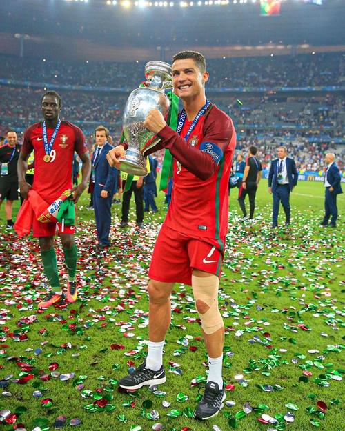 本赛季阿森纳欧冠预期失球仅多于拜仁，被射正与曼城并列最少（阿森纳本季欧冠预期失球仅次于拜仁，遭射正次数与曼城并列最少）