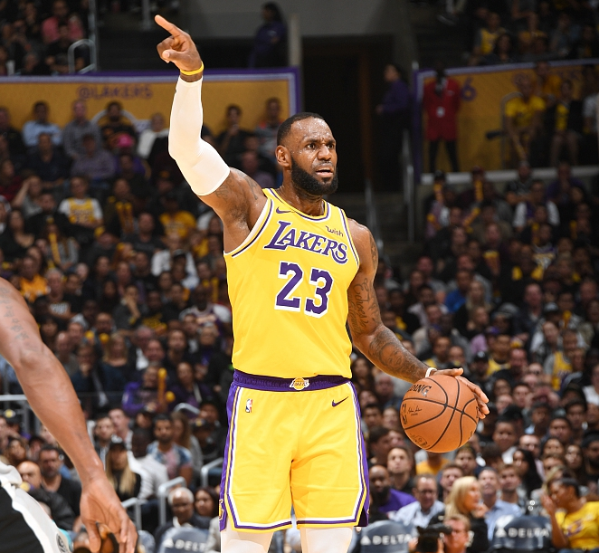 卡洛斯谈世界杯：其他队都想赢阿根廷，巴西进决赛得看内马尔（卡洛斯：世界杯上各队都想击败阿根廷，巴西能否进决赛取决于内马尔）