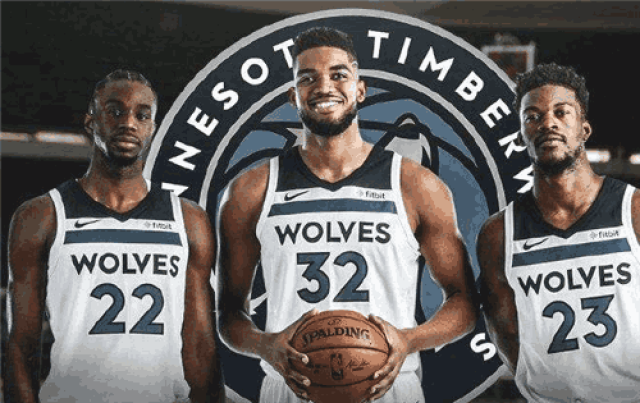 萨索洛vs佛罗伦萨：马蒂奇、皮纳蒙蒂首发，德赫亚、莫伊塞-基恩出战（萨索洛战佛罗伦萨：马蒂奇、皮纳蒙蒂先发，德赫亚与莫伊塞·基恩出场）