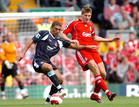 英媒：吉达国民想世界杯后签维尼修斯，准备开5年10亿欧薪水（英媒：吉达国民欲在世界杯后签下维尼修斯，拟奉上5年总额10亿欧合同）